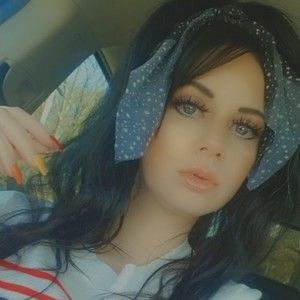 Meet your Posher, Posh